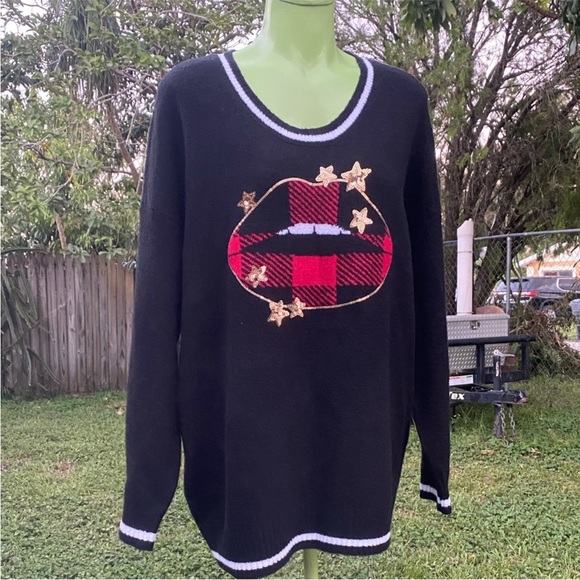 Torrid Women’s Crewneck Sweater Star Lips Size 1X NWT - Picture 3 of 7